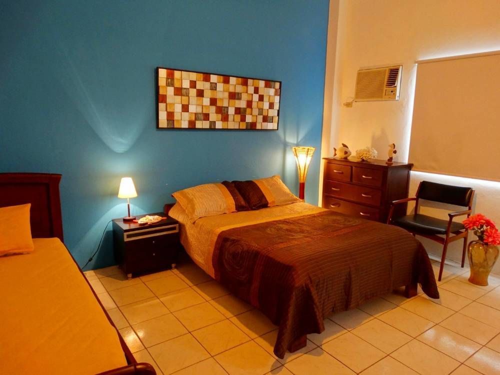 Chescos Hotel 萨利纳斯 外观 照片