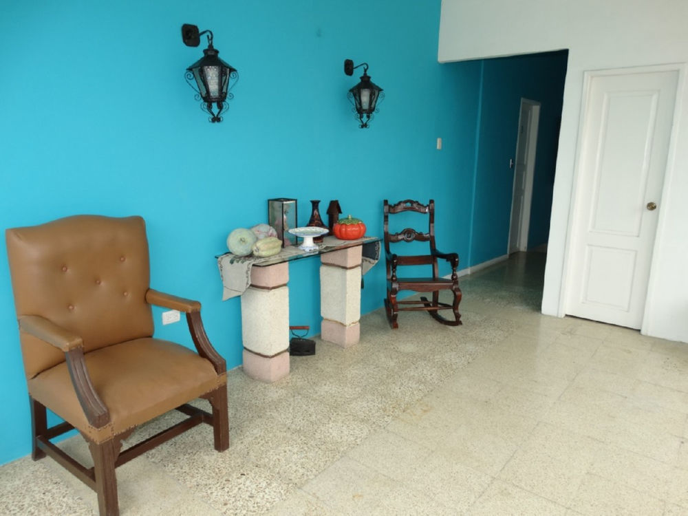 Chescos Hotel 萨利纳斯 外观 照片