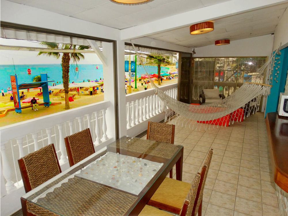 Chescos Hotel 萨利纳斯 外观 照片